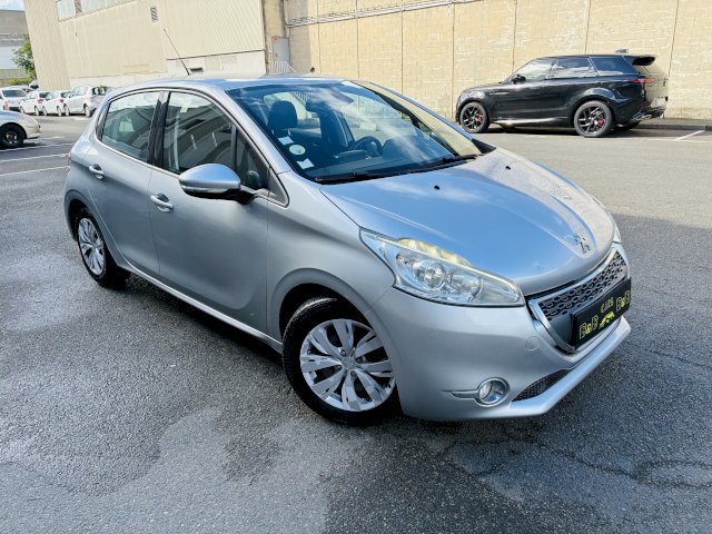 Peugeot Peugeot 208  1.6 e-HDi FAP Business 5p