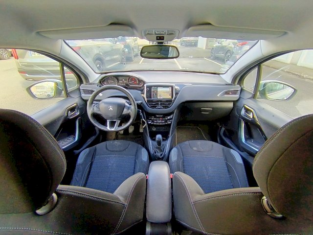 Peugeot Peugeot 208  1.6 e-HDi FAP Business 5p