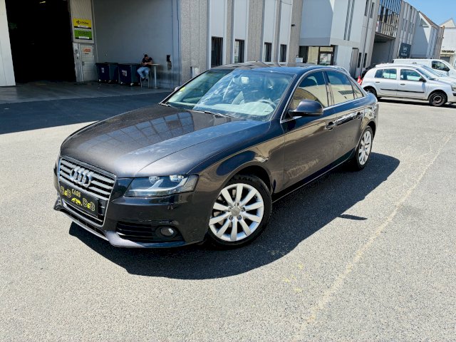 Audi Audi A4  2.0 TDI 140 DPF Ambition Luxe