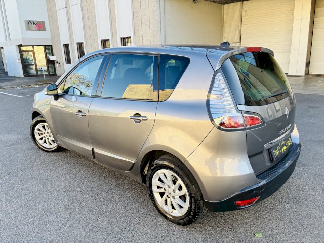 Renault Renault Megane III (D95) 1.5 dCi 110ch FAP Dynamique EDC eco²