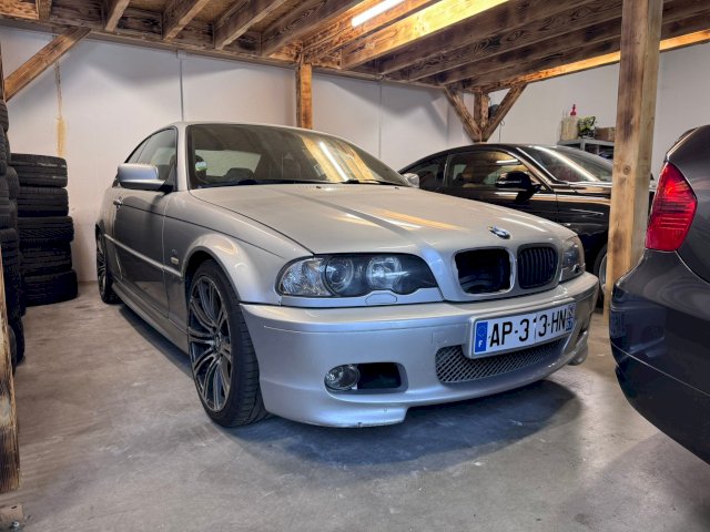 BMW BMW Série 3 IV (E46) 330Ci 231ch