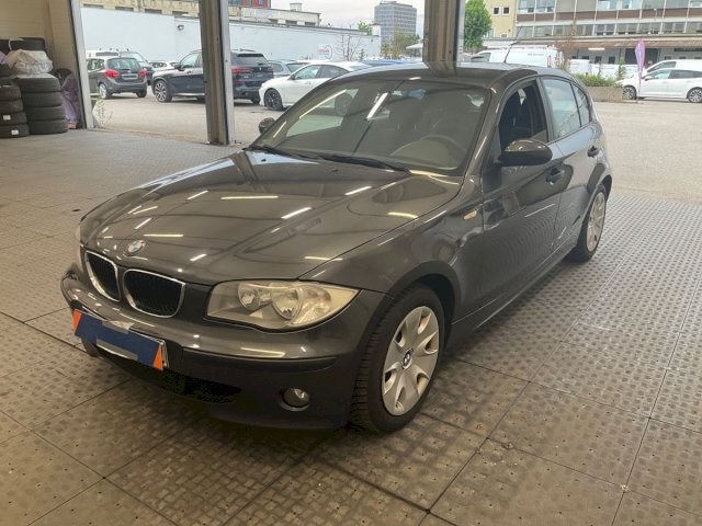 BMW BMW Série 1 I (E81/E87) 118d 122ch 5p