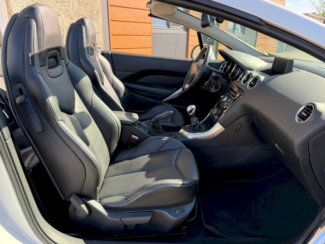 Peugeot Peugeot 308 CC  2.0 HDi FAP Féline
