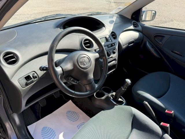 Toyota Toyota Yaris  65 VVT-i Les Bleus 5p