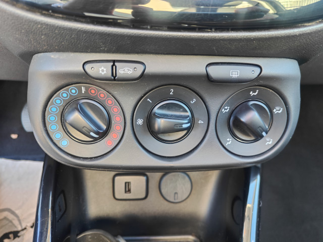 Opel Opel Adam  1.2 Twinport 70ch Essentia