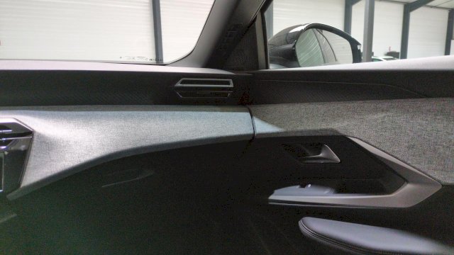 Peugeot 5008 HYBRID 145 BVA E-DCS6 7PL ALLURE SUREQUIPE