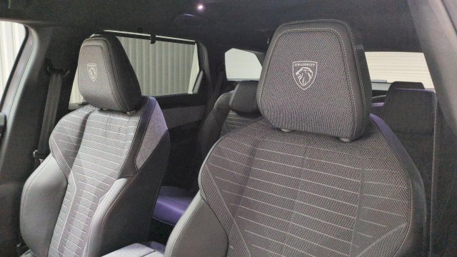 Peugeot 5008 HYBRID 145 BVA E-DCS6 7PL GT