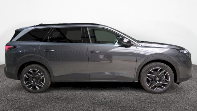 Peugeot 5008 HYBRID 145 BVA E-DCS6 7PL GT