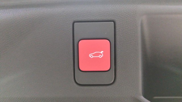 Peugeot 5008 HYBRID 145 BVA E-DCS6 7PL GT