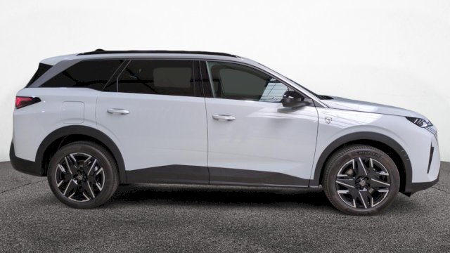 Peugeot 5008 HYBRID 145 BVA E-DCS6 7PL GT