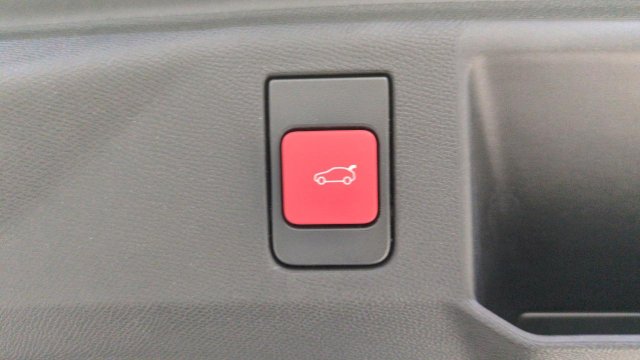Peugeot 5008 HYBRID 145 BVA E-DCS6 7PL GT