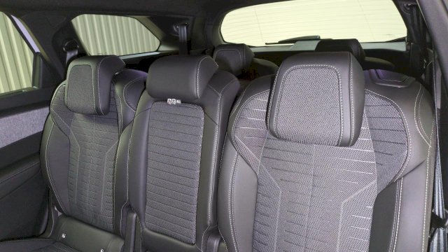 Peugeot 5008 HYBRID 145 BVA E-DCS6 7PL GT
