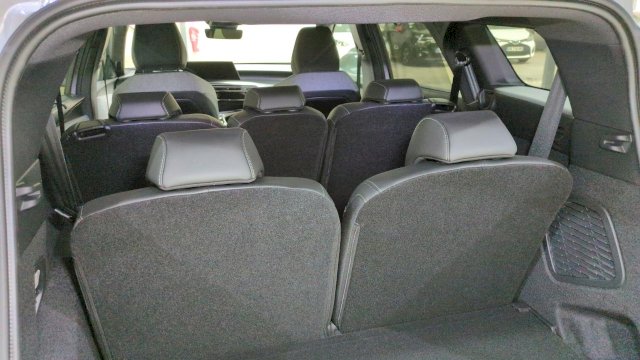 Peugeot 5008 HYBRID 145 BVA E-DCS6 7PL GT