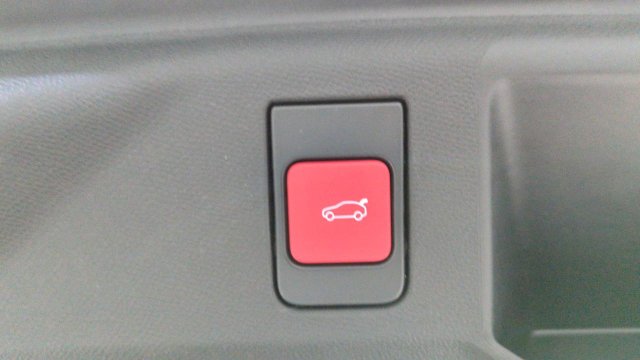 Peugeot 5008 HYBRID 145 BVA E-DCS6 7PL GT