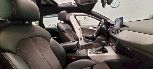 Audi A6 Avant 3.0 TDI clean diesel quattro