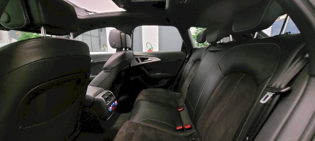 Audi A6 Avant 3.0 TDI clean diesel quattro