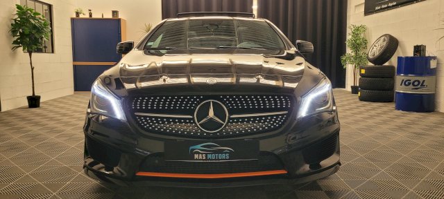 Mercedes-Benz CLA Shooting Brake CLA 250 Orange Art Edition (117.944)