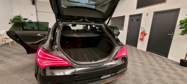 Mercedes-Benz CLA Shooting Brake CLA 250 Orange Art Edition (117.944)