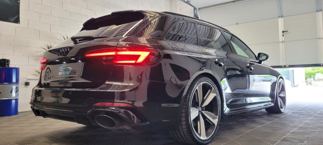 Audi RS 4 Avant 2.9 TFSI quattro