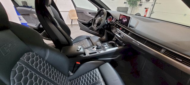 Audi RS 4 Avant 2.9 TFSI quattro