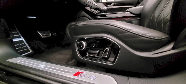 Audi S8 4.0 TFSI quattro