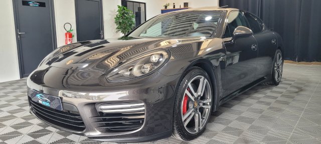 Porsche Panamera GTS