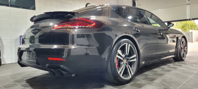 Porsche Panamera GTS