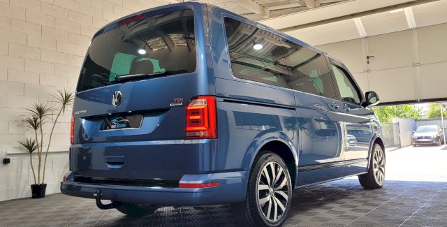 Volkswagen T6 Transporter Bus Multivan FWD Highline