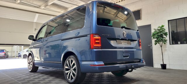 Volkswagen T6 Transporter Bus Multivan FWD Highline