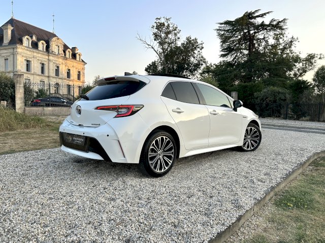 Toyota Toyota Corolla 122h Design MY20