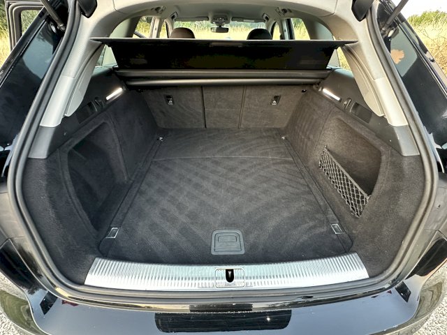 Audi Audi A4 V (B9) 35 TDI 163ch Business line S tronic 7 9cv