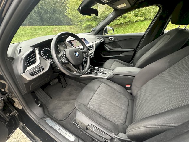 BMW BMW Série 1 III (F40) 116dA 116ch Business Design DKG7
