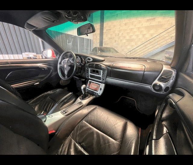 Porsche Porsche 911 III (996) 300ch Carrera BV6