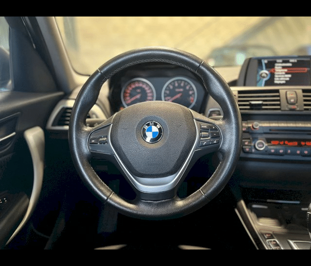 BMW BMW Série 1 II (F21/F20) 116i 136ch Premiere 5p