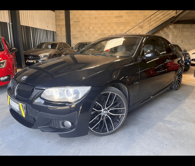 BMW BMW Série 3 320d E92 Coupé LCI M Sport