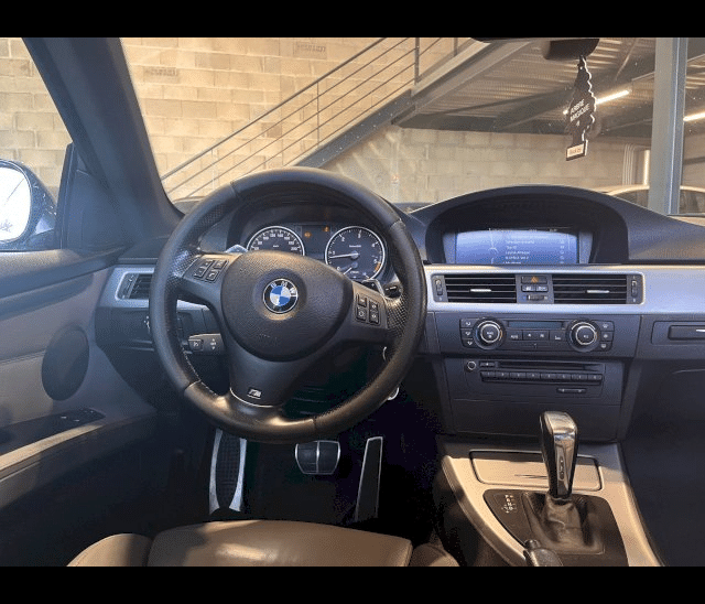 BMW BMW Série 3 320d E92 Coupé LCI M Sport