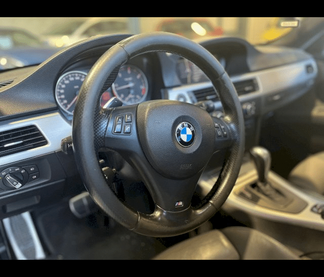 BMW BMW Série 3 320d E92 Coupé LCI M Sport