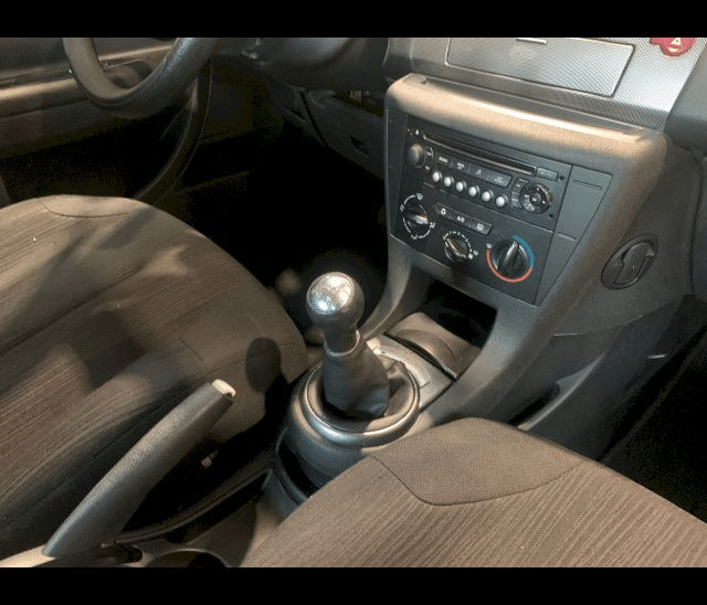 Citroen Citroën C4  1.4i 16v Confort