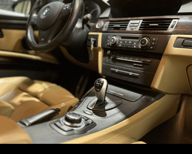 BMW BMW M3 M3 e92 V8 420ch DKG Drivelogic