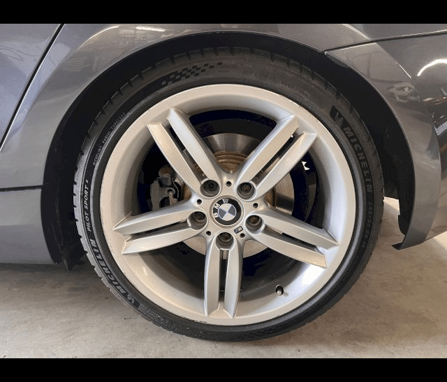 BMW BMW Série 1 E87 130i 265ch Sport Design 5p