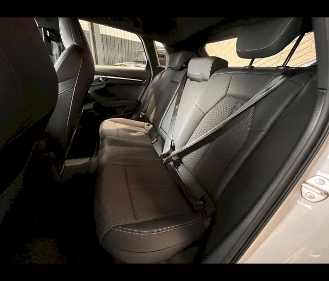 Audi Audi A3 Sportback IV 35 TFSI 150ch Business line S tronic 7