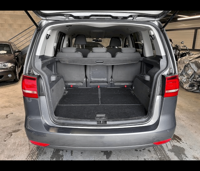 Volkswagen Volkswagen Touran II 1.6 TDI 105 FAP Confortline 7 Places
