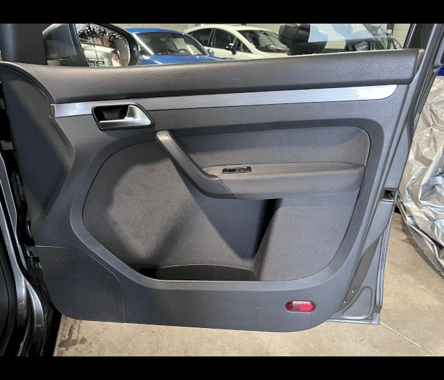 Volkswagen Volkswagen Touran II 1.6 TDI 105 FAP Confortline 7 Places