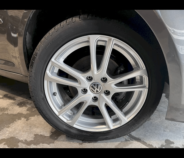 Volkswagen Volkswagen Touran II 1.6 TDI 105 FAP Confortline 7 Places