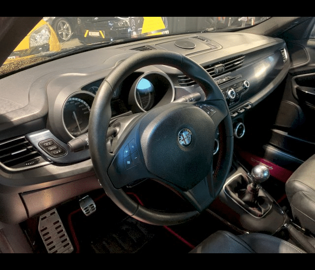 Alfa-Romeo Alfa-Romeo Giulietta  2.0 JTDm140 Distinctive Stop&Start