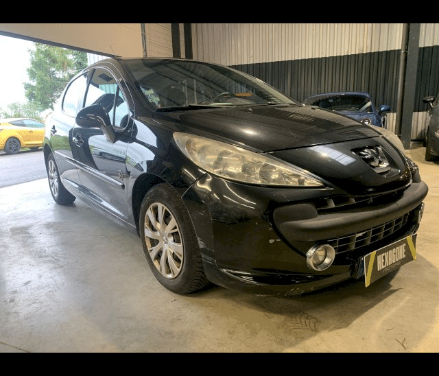 Peugeot Peugeot 207  1.4 VTi 16v Série 64 5p