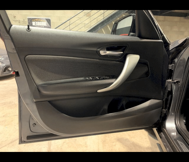 BMW BMW Série 1 II (F21/20) 116d 116ch UrbanChic 5p