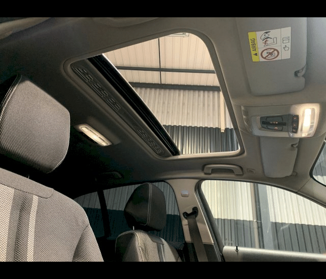 BMW BMW Série 1 II (F21/20) 116d 116ch UrbanChic 5p