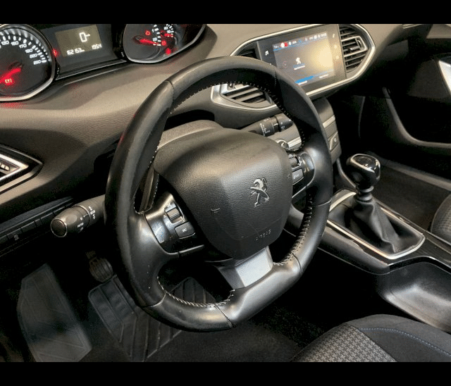 Peugeot Peugeot 308 II 1.5 BlueHDi 100ch S&S Style