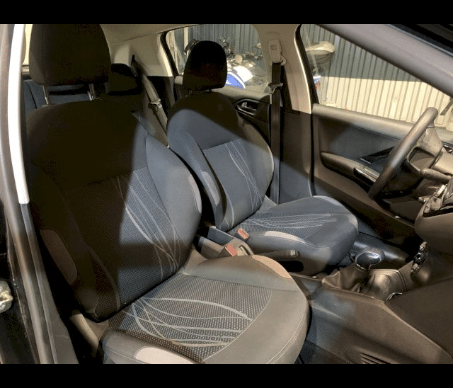 Peugeot Peugeot 208 1.2 VTi Active 5p - Distribution à jour - Garantie 6 mois